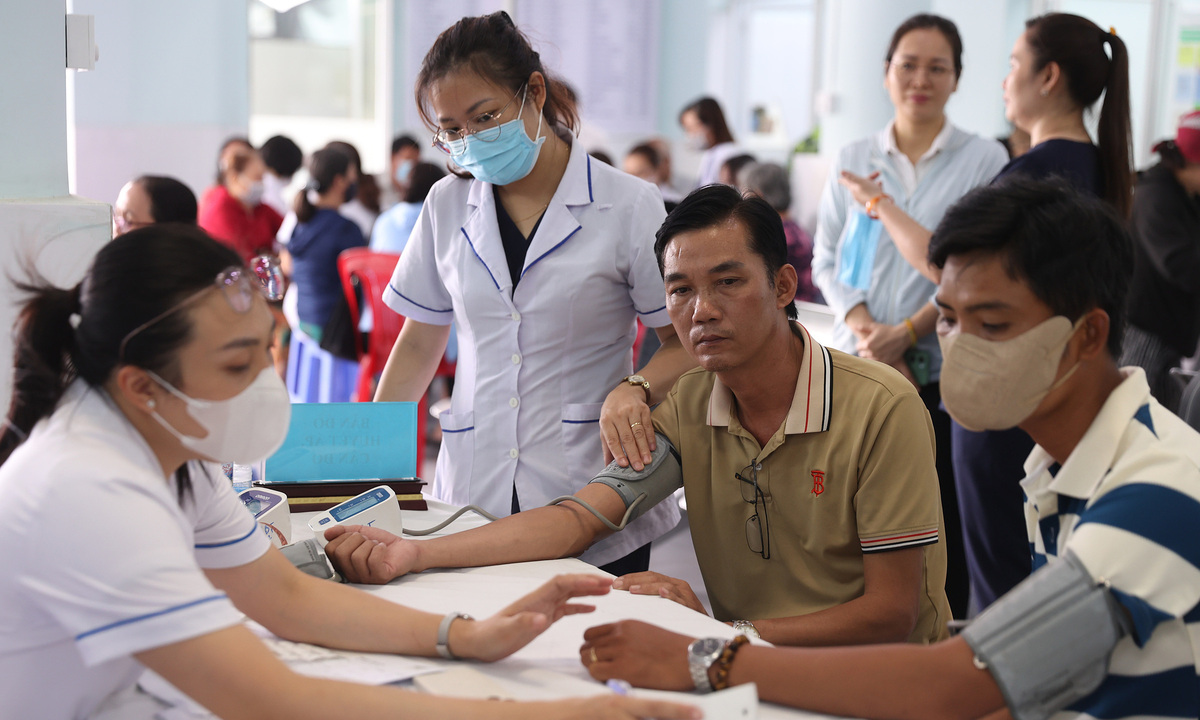 Hơn 10 triệu người TP HCM chưa có dữ liệu khám sức khỏe miễn phí