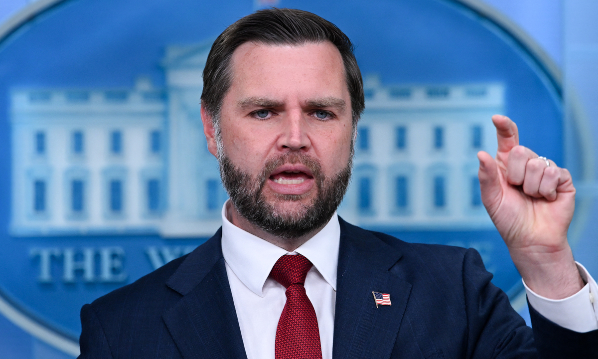 Ông JD Vance: Tình hình ở Iran không phải chiến tranh