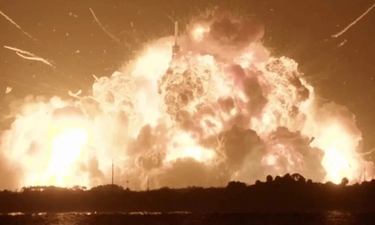 The New Glenn missile exploded violently on May 29. Photo: Spaceflight Now
