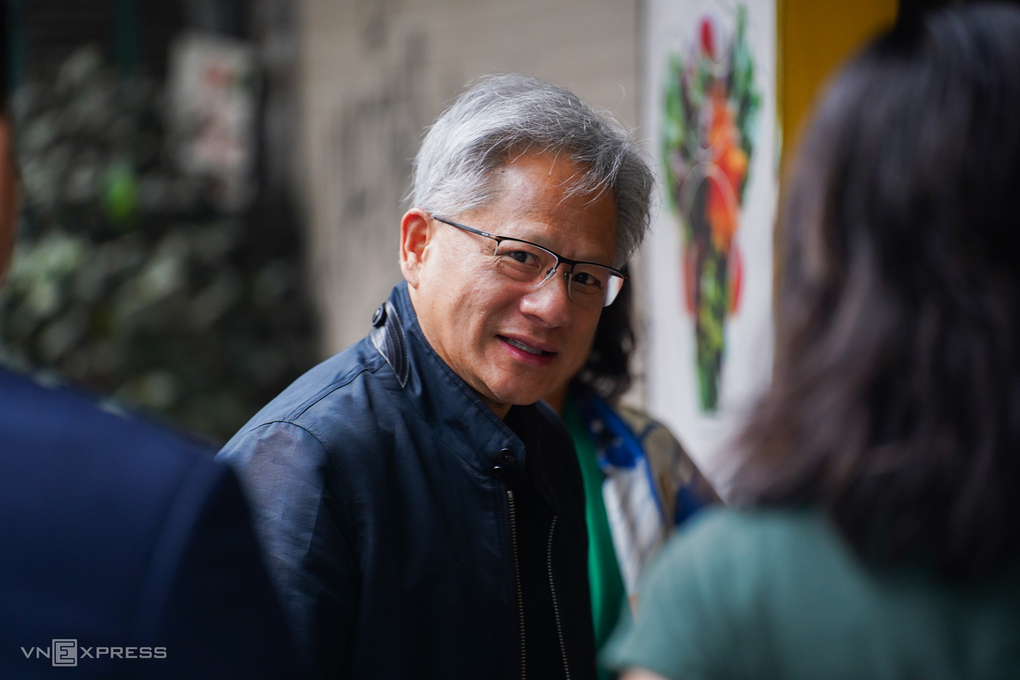 Nvidia CEO Jensen Huang in Hanoi on December 6, 2024 Photo: Hoang Giang