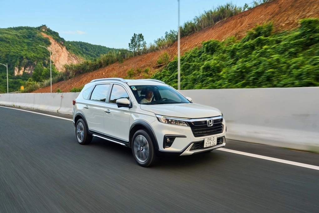 Mẫu BR-V nhập Indonesia lăn bánh tại Việt Nam. Ảnh: Honda