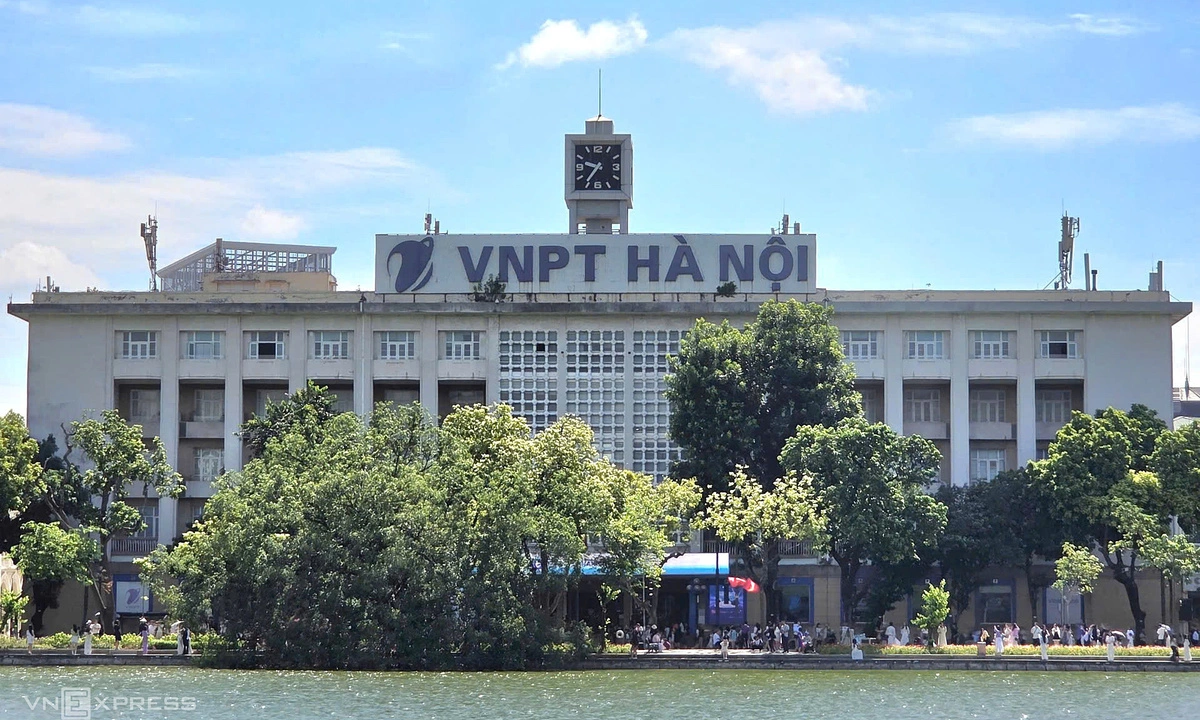 Hà Nội nghiên cứu hạ giải nhiều tòa nhà bên Hồ Gươm để tái thiết khu vực