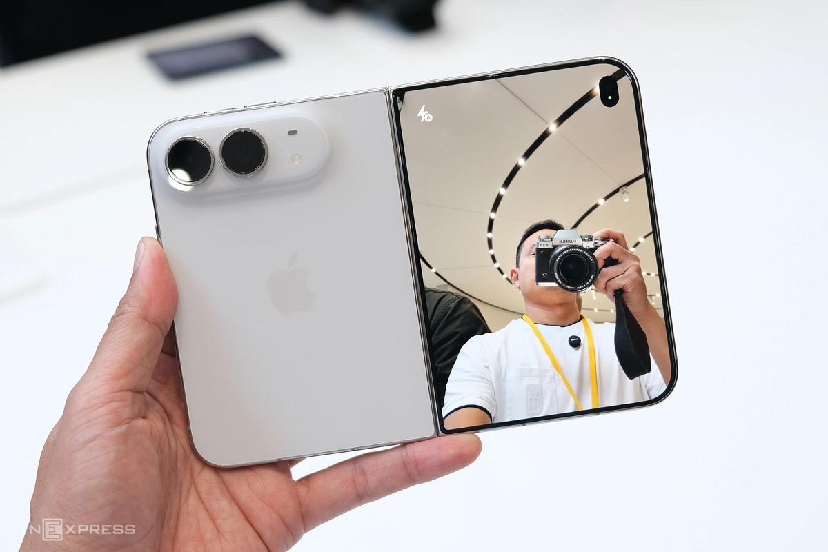 iPhone Duo - Điện thoại gập đầu tiên của Apple