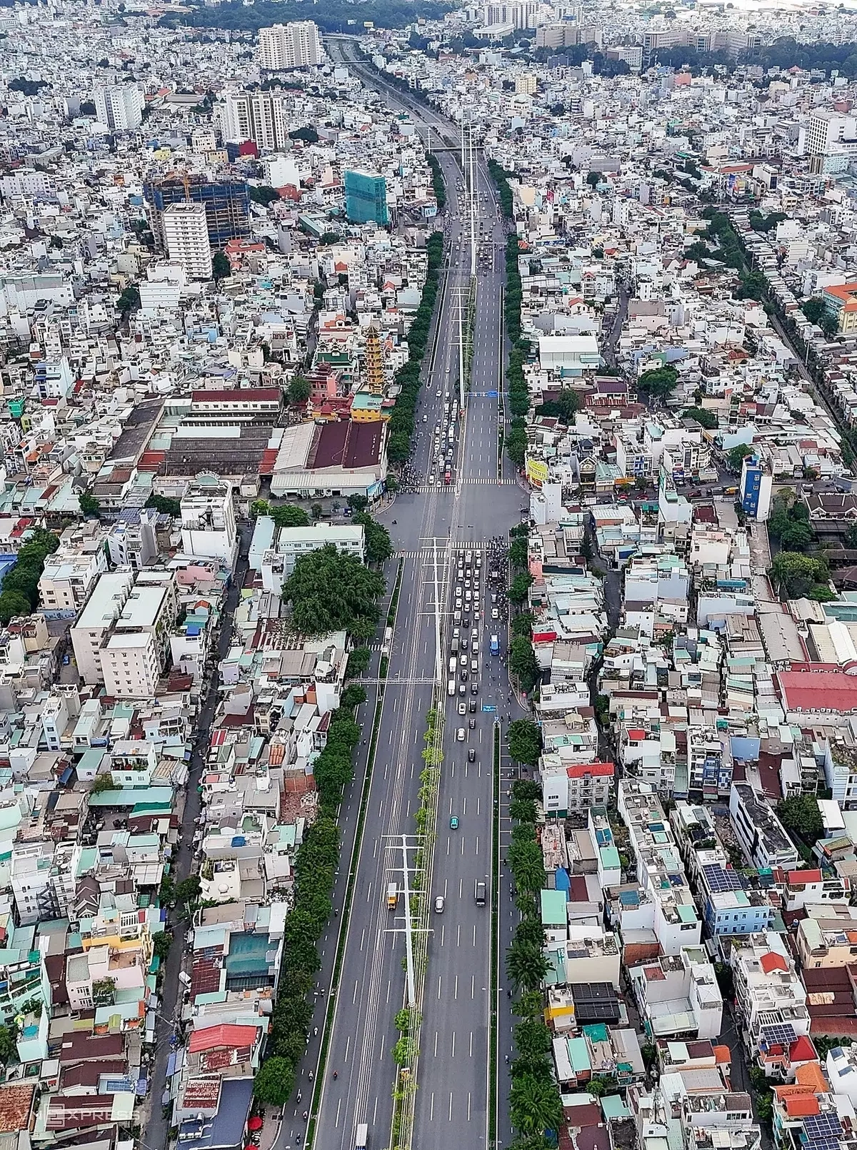 TP HCM dự chi hơn 26.000 tỷ đồng đền bù làm metro nối Tân Sơn Nhất