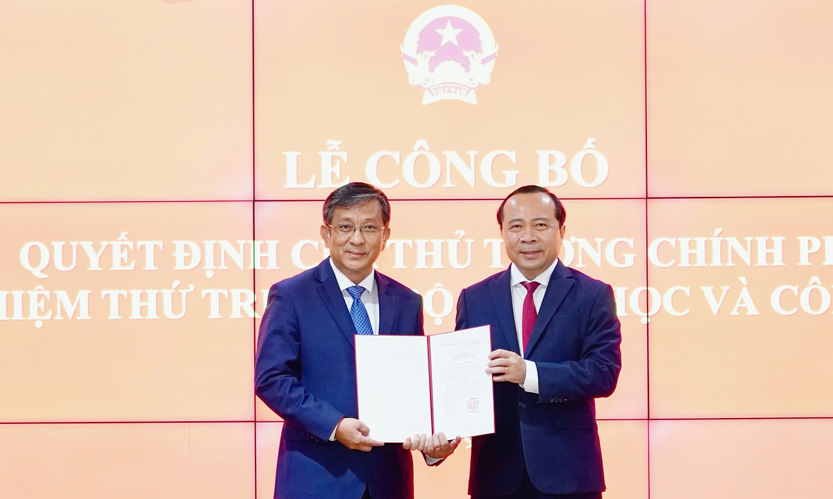 Thứ trưởng Khoa học và Công nghệ Trần Trung Tính nhận quyết định bổ nhiệm