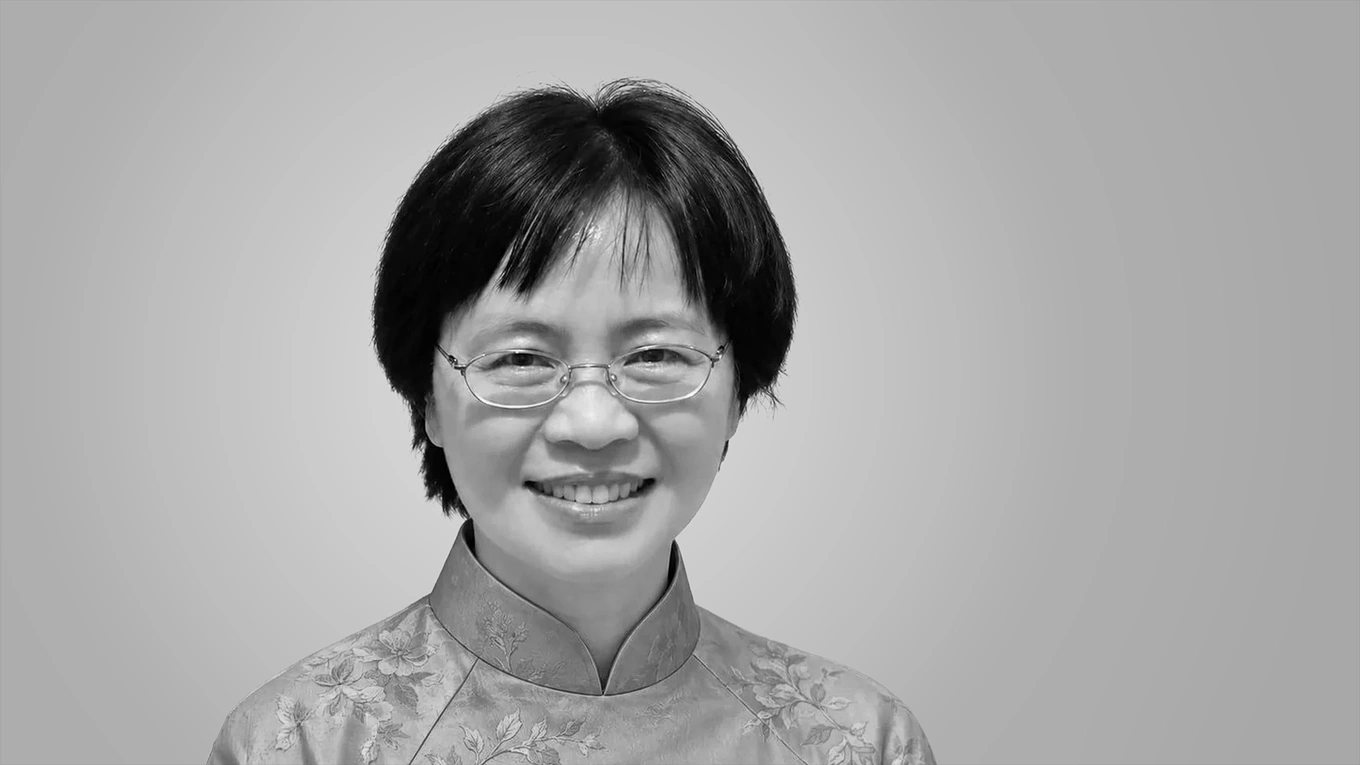 A potrait of Professor Le Hong Van in a obituary published by the Max Planck Institute.