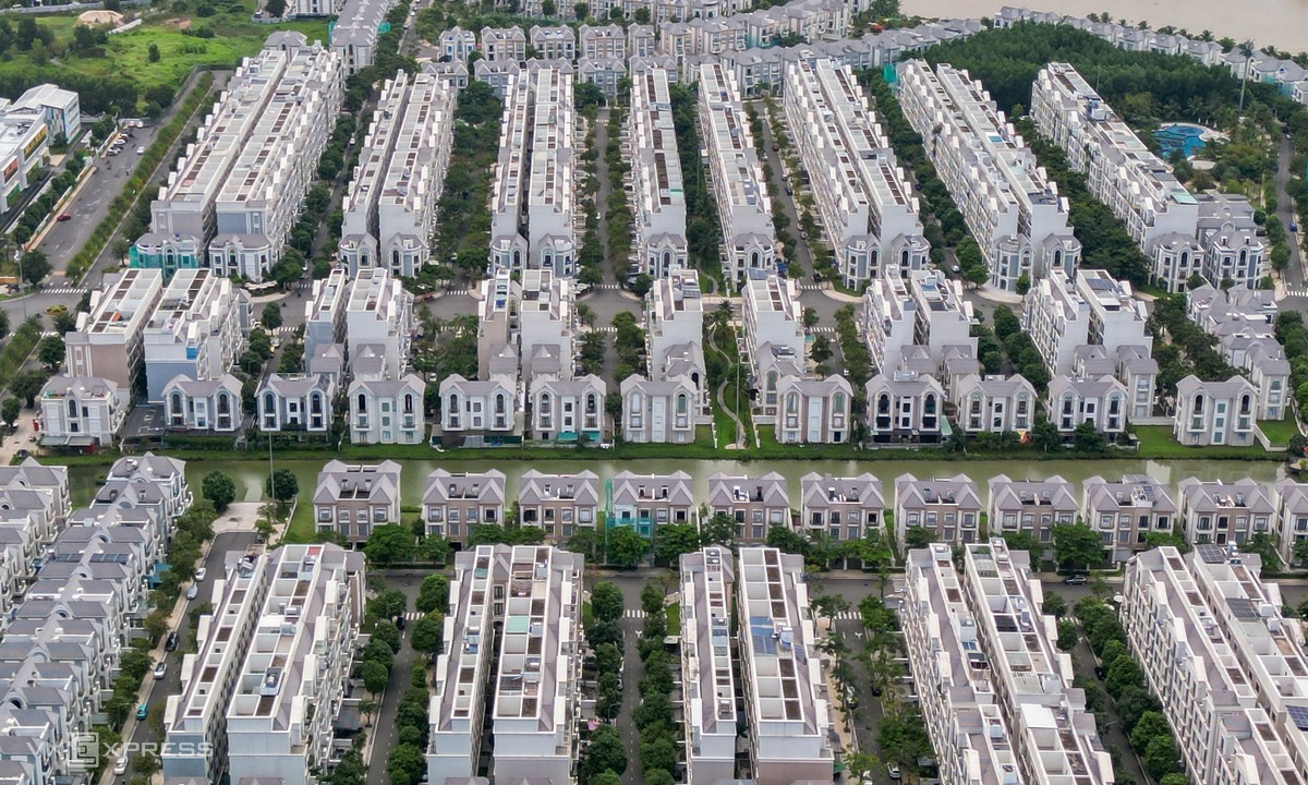 Chính phủ giữ quy định bắt buộc công chứng giao dịch đất đai