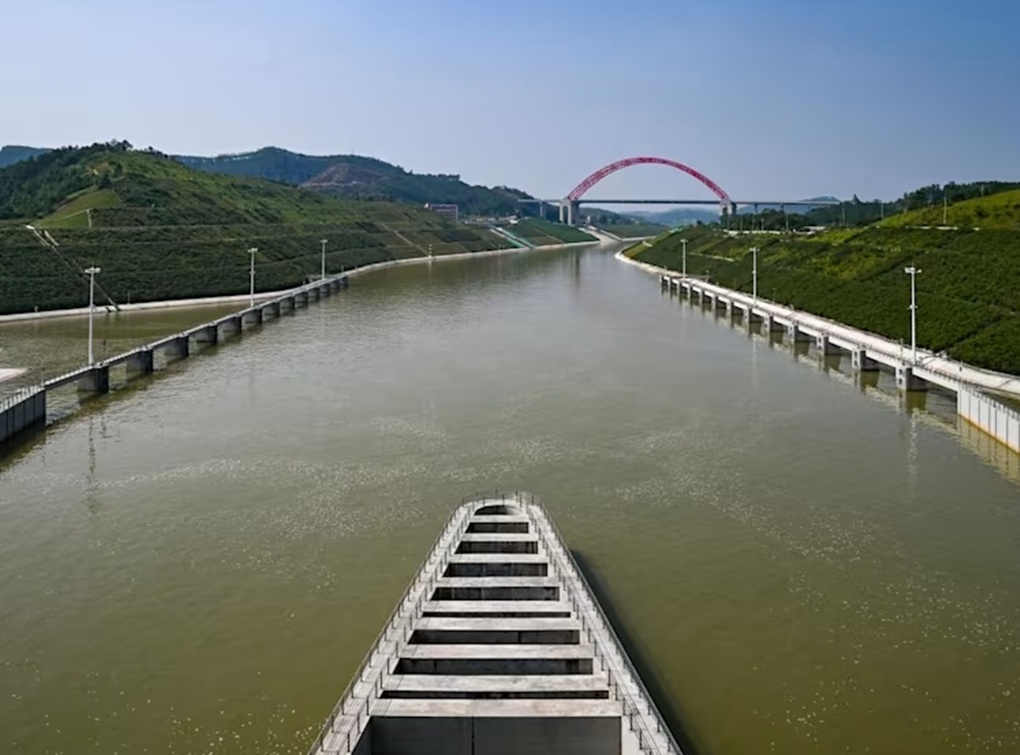 Khu vực cụm âu tàu Mã Đảo thuộc kênh đào Bình Lục tại thành phố Khâm Châu hôm 19/9. Ảnh: CNA