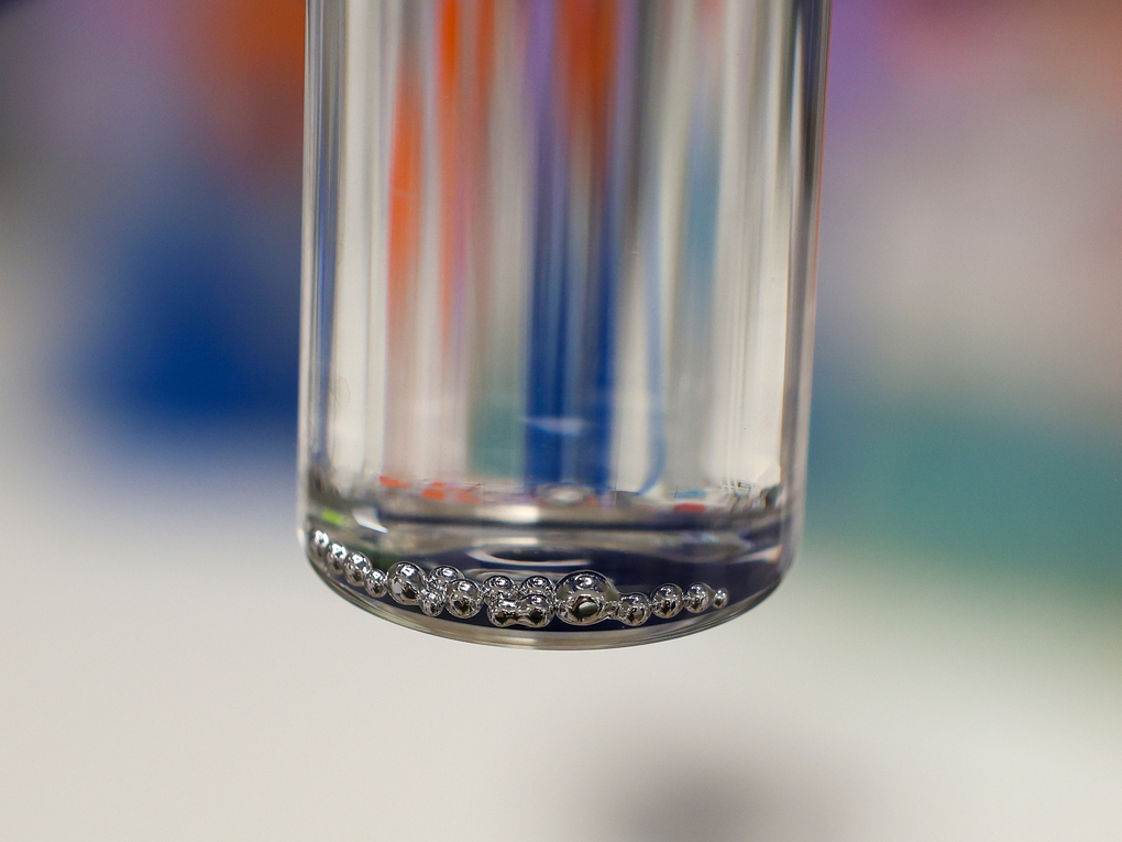 Gallium drops in a test tube. Photo: Truong Vi Khanh