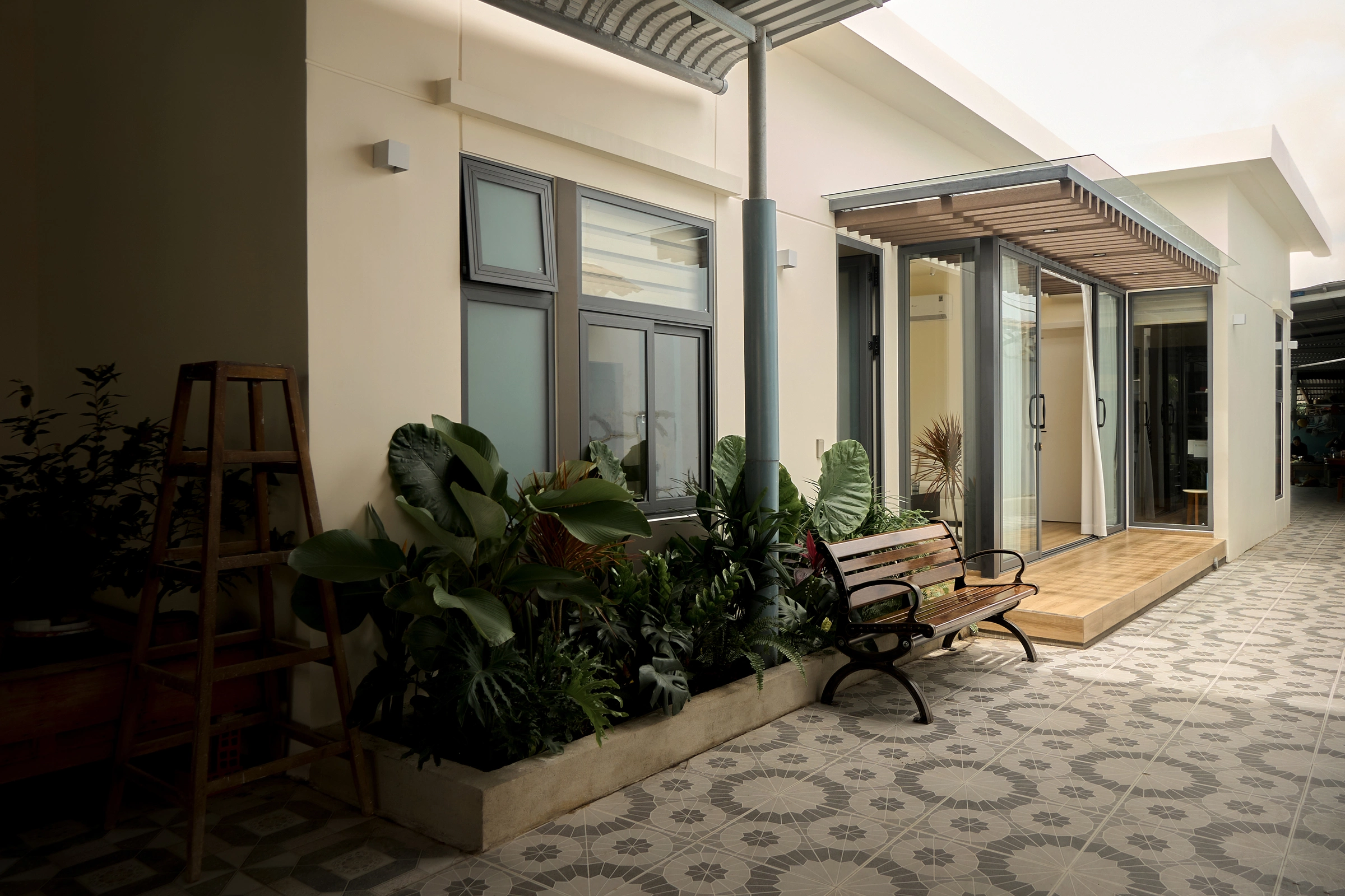 Nhà 50 m2 trong khuôn viên chung của gia đình nhiều thế hệ