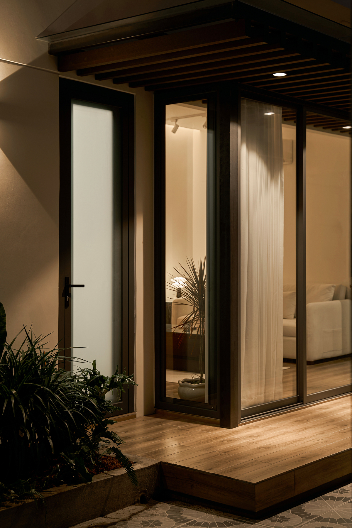 Nhà 50 m2 trong khuôn viên chung của gia đình nhiều thế hệ