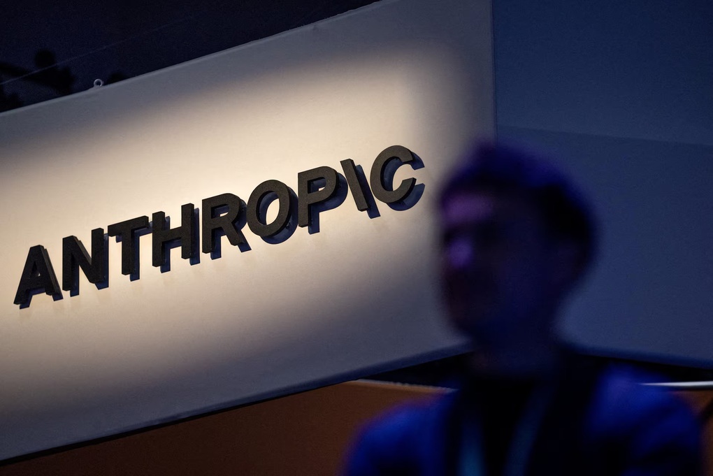 Logo của Anthropic tại hội nghị thượng đỉnh công nghệ Dreamforce 2026 ở San Francisco (Mỹ) ngày 17/9. Ảnh: Reuters
