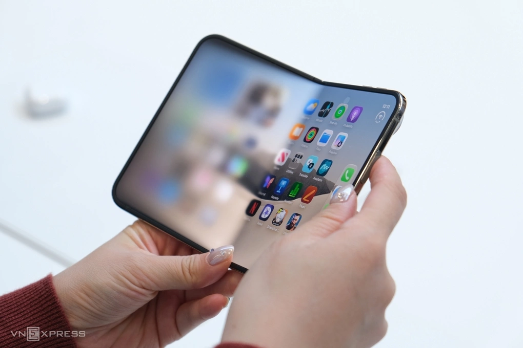 iPhone Duo tại lễ ra mắt ở trụ sở Apple Park (Cupertino, California, Mỹ) ngày 9/9/2026. Ảnh: Tuấn Hưng