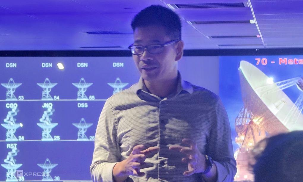 TS Hoàng Thái tại trụ sở NASA JPL, tháng 9/2026. Ảnh: Lưu Quý