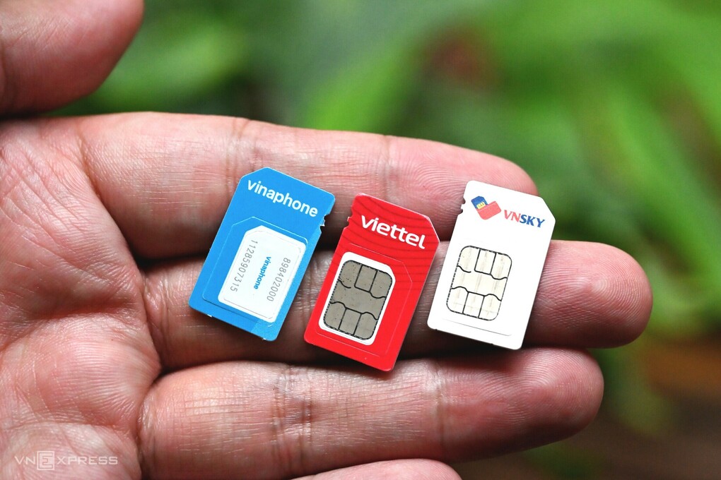 SIM cards from some mobile carriers. Photo: Trong Dat