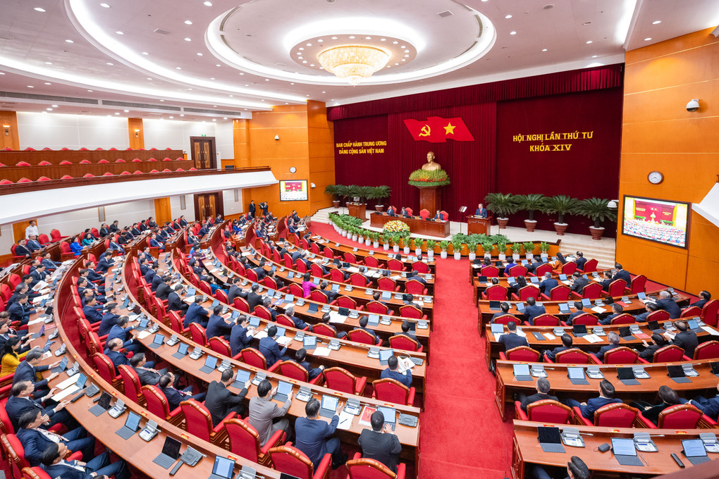 Đại biểu dự phiên khai mạc Hội nghị Trung ương 4 khóa 14, sáng 5/10. Ảnh: Phạm Thắng