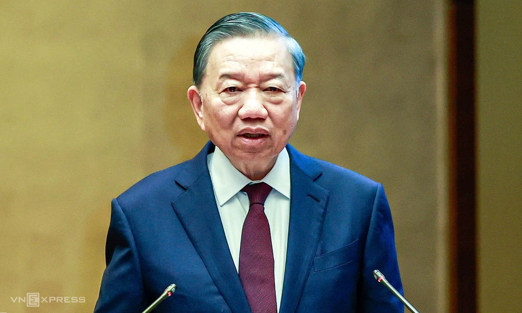 Tổng Bí thư, Chủ tịch nước Tô Lâm phát biểu tại Hội nghị toàn quốc quán triệt nghị quyết Hội nghị Trung ương 4 khóa 14, sáng 16/10. Ảnh: Giang Huy