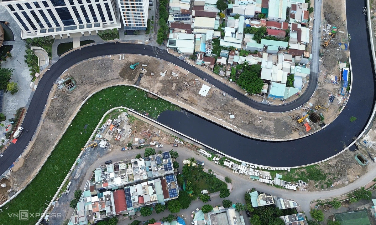 Ho Chi Minh City rewards fast-spending districts